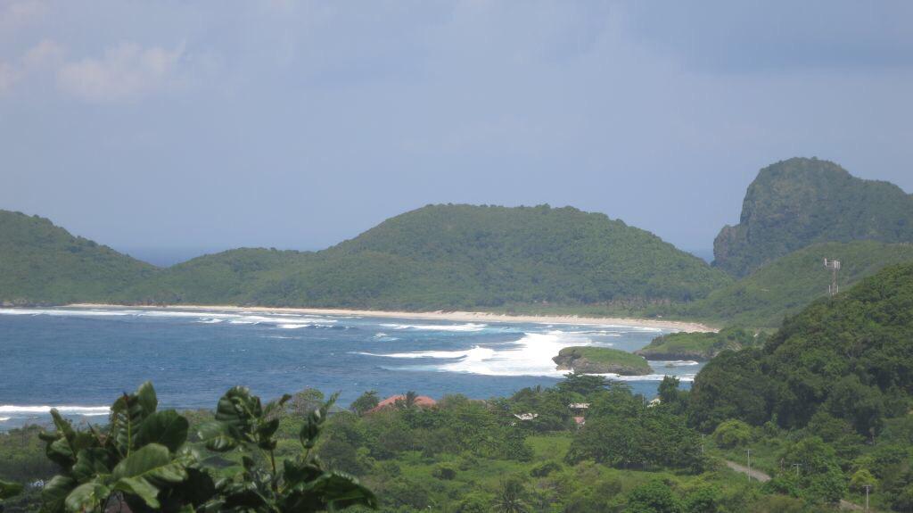 Lombok Real Estate - 97 Ha Peninsula for Sale in Sumbawa - Indonesia - Image# 4